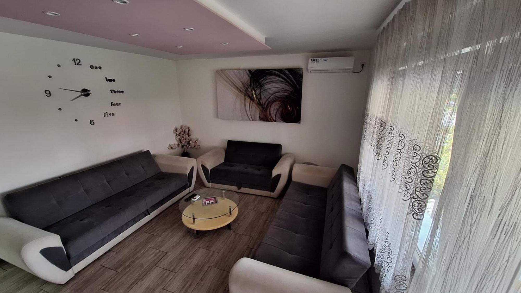 Kaca Apartmani 1 Banja Luka Exterior photo