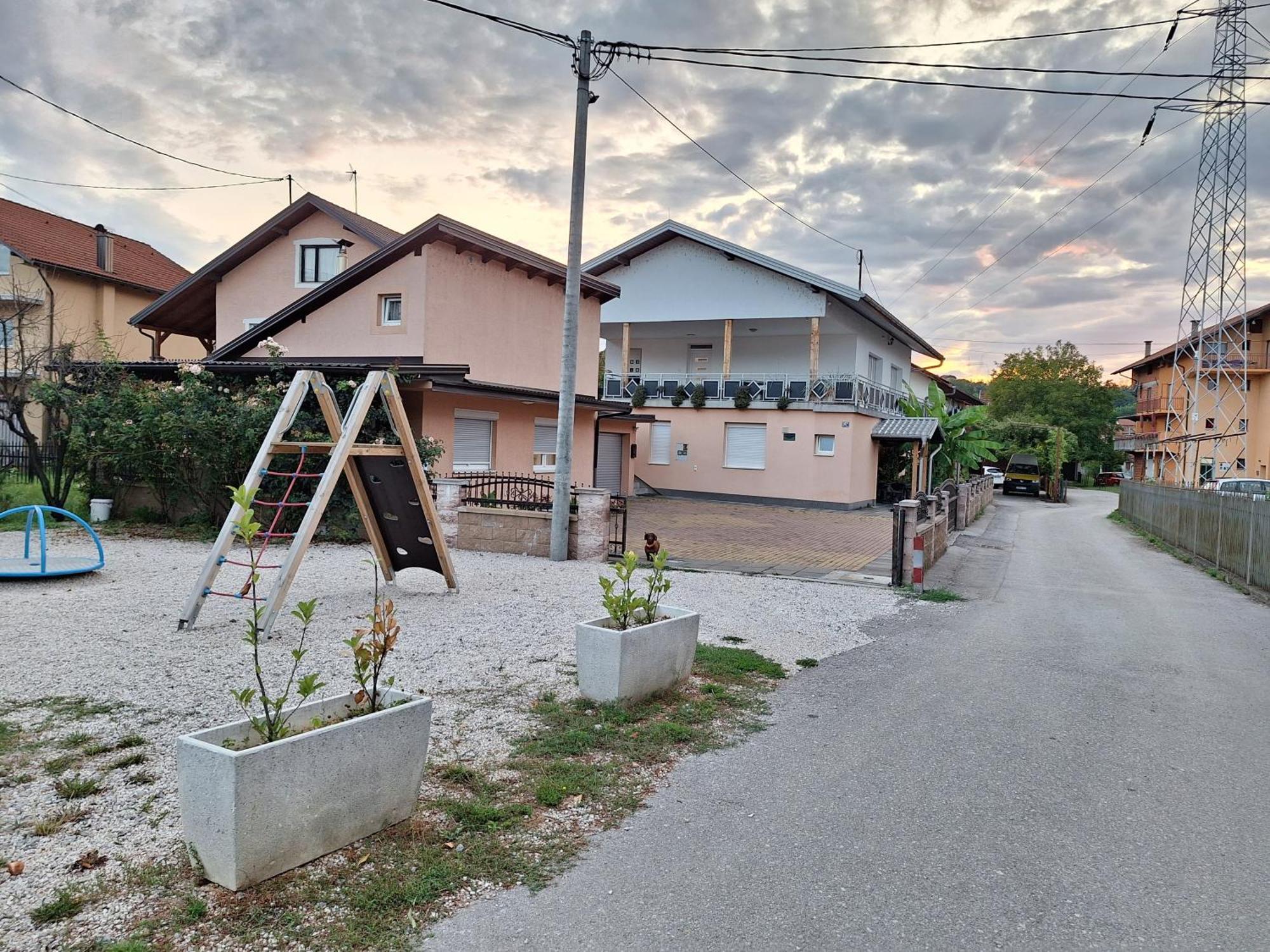Kaca Apartmani 1 Banja Luka Exterior photo