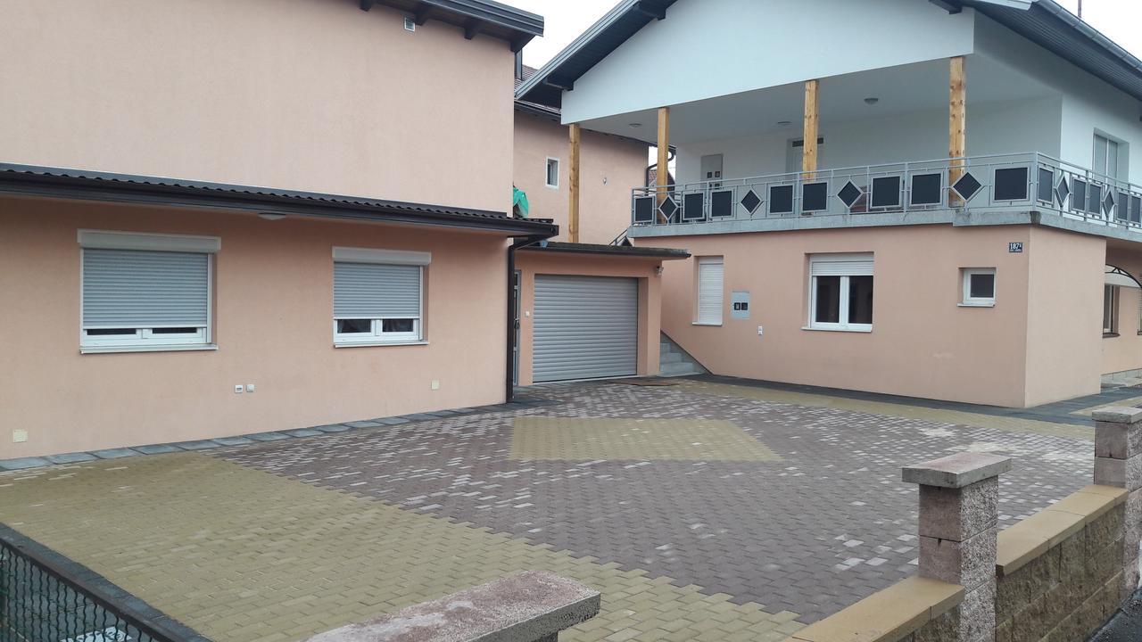 Kaca Apartmani 1 Banja Luka Exterior photo
