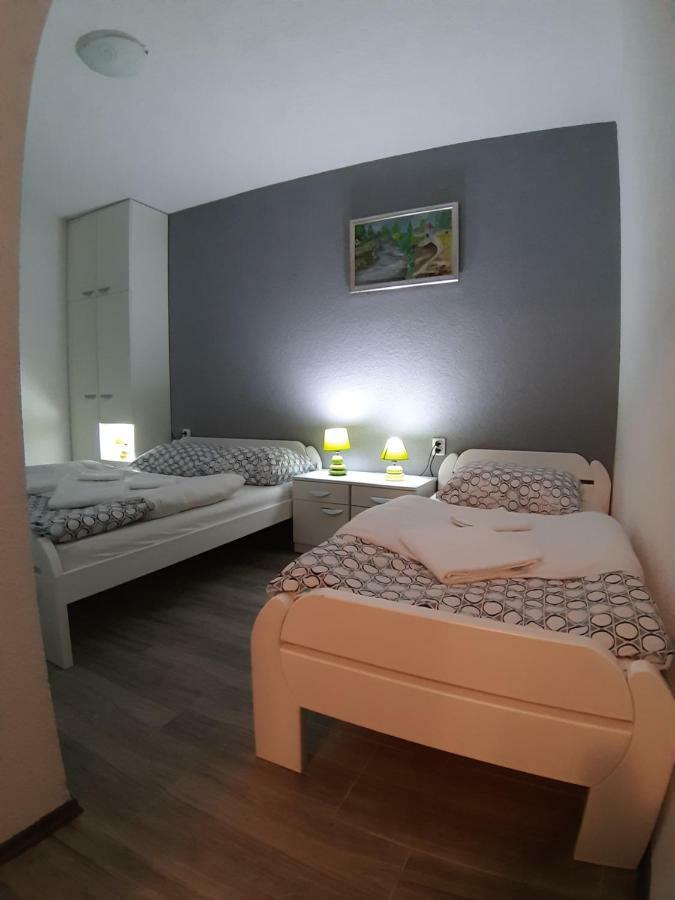 Kaca Apartmani 1 Banja Luka Exterior photo