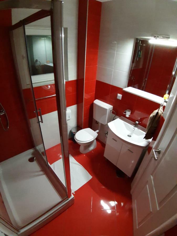 Kaca Apartmani 1 Banja Luka Exterior photo