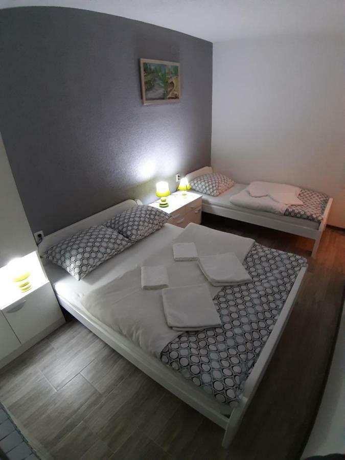 Kaca Apartmani 1 Banja Luka Exterior photo