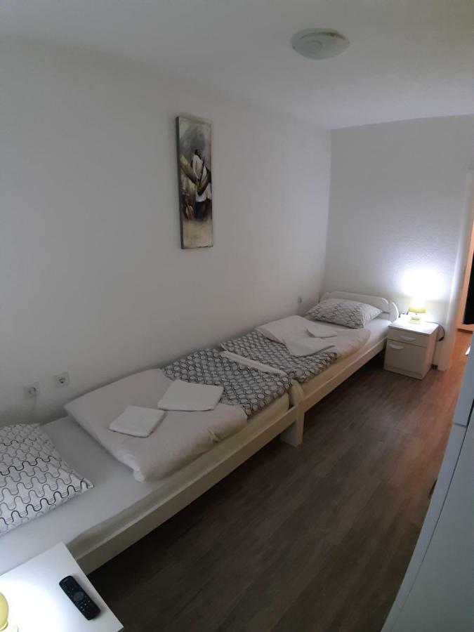 Kaca Apartmani 1 Banja Luka Exterior photo