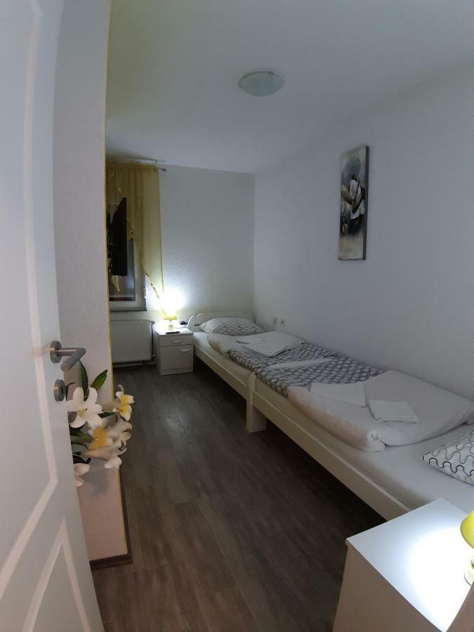 Kaca Apartmani 1 Banja Luka Exterior photo